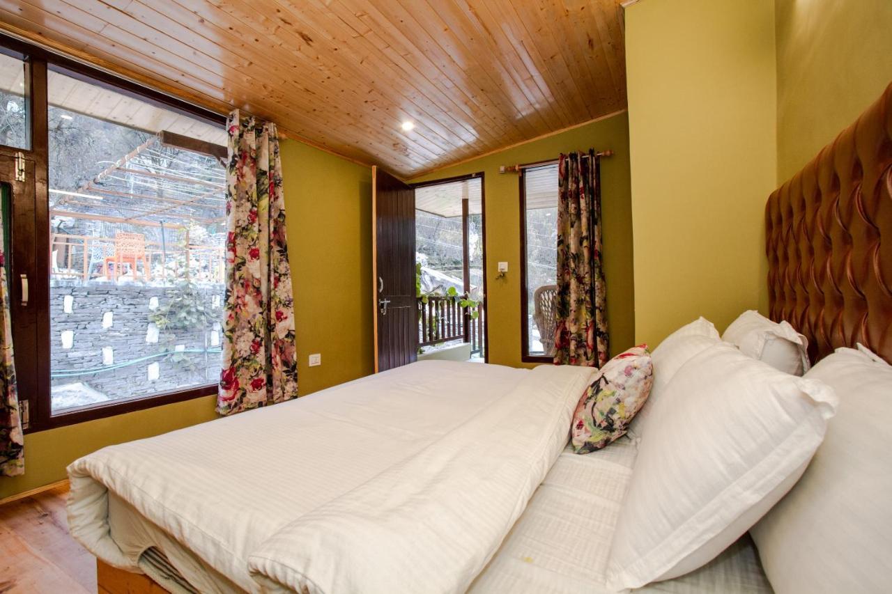 Tales N Trails Hotel Vashist ภายนอก รูปภาพ