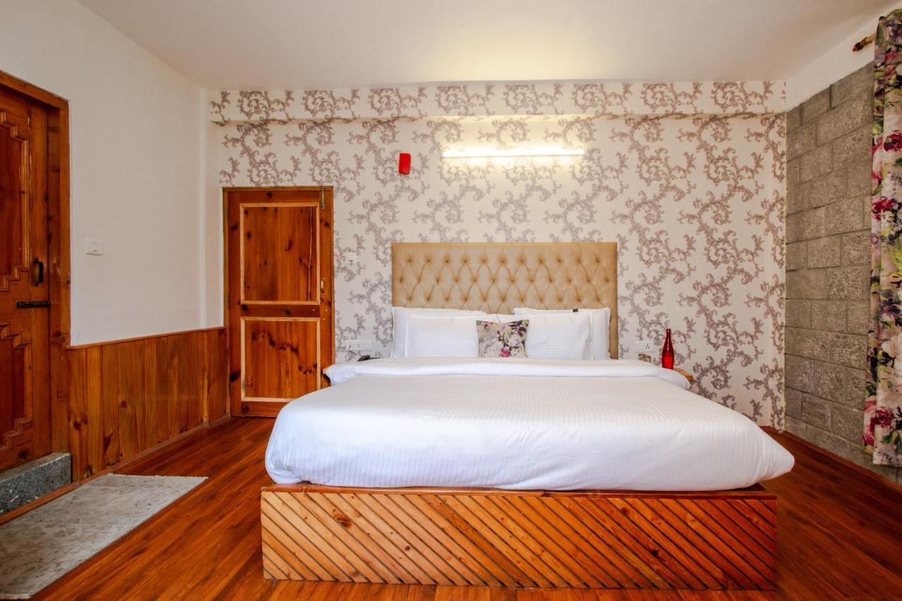 Tales N Trails Hotel Vashist ภายนอก รูปภาพ