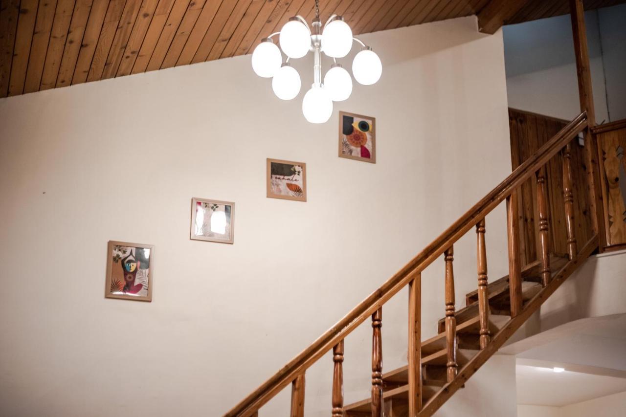 Tales N Trails Hotel Vashist ภายนอก รูปภาพ